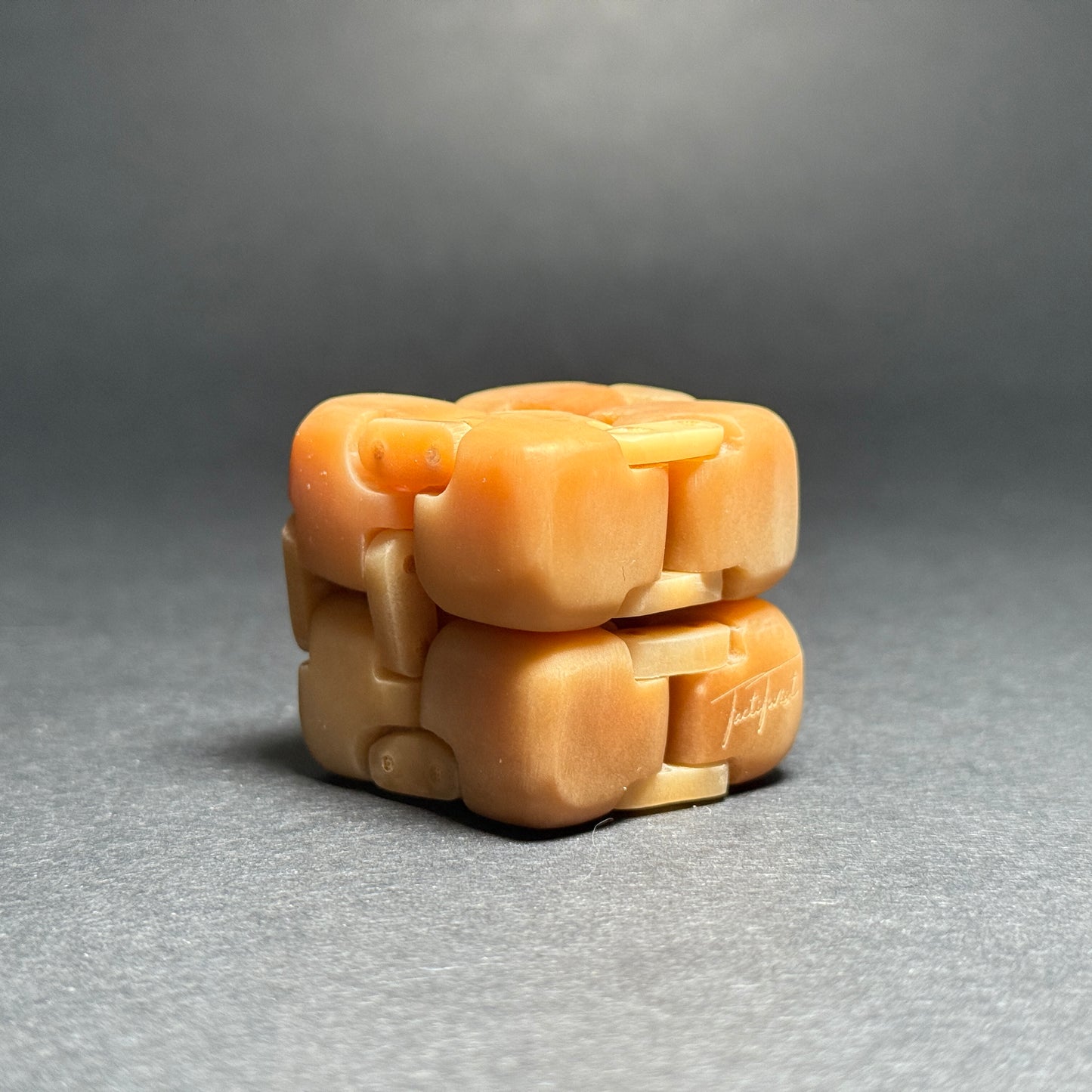 Infinity Cube - Light Brown Bodhi